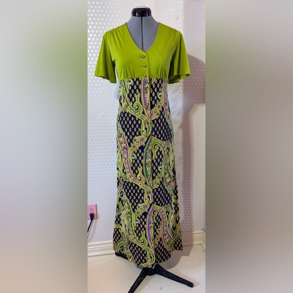 Women's Campus Casuals Maxi Dress Size Unspecified Green & Black